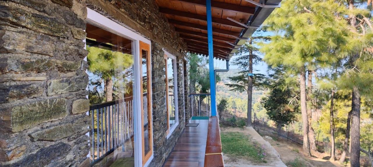 The Roots Homestay Алмора Экстерьер фото