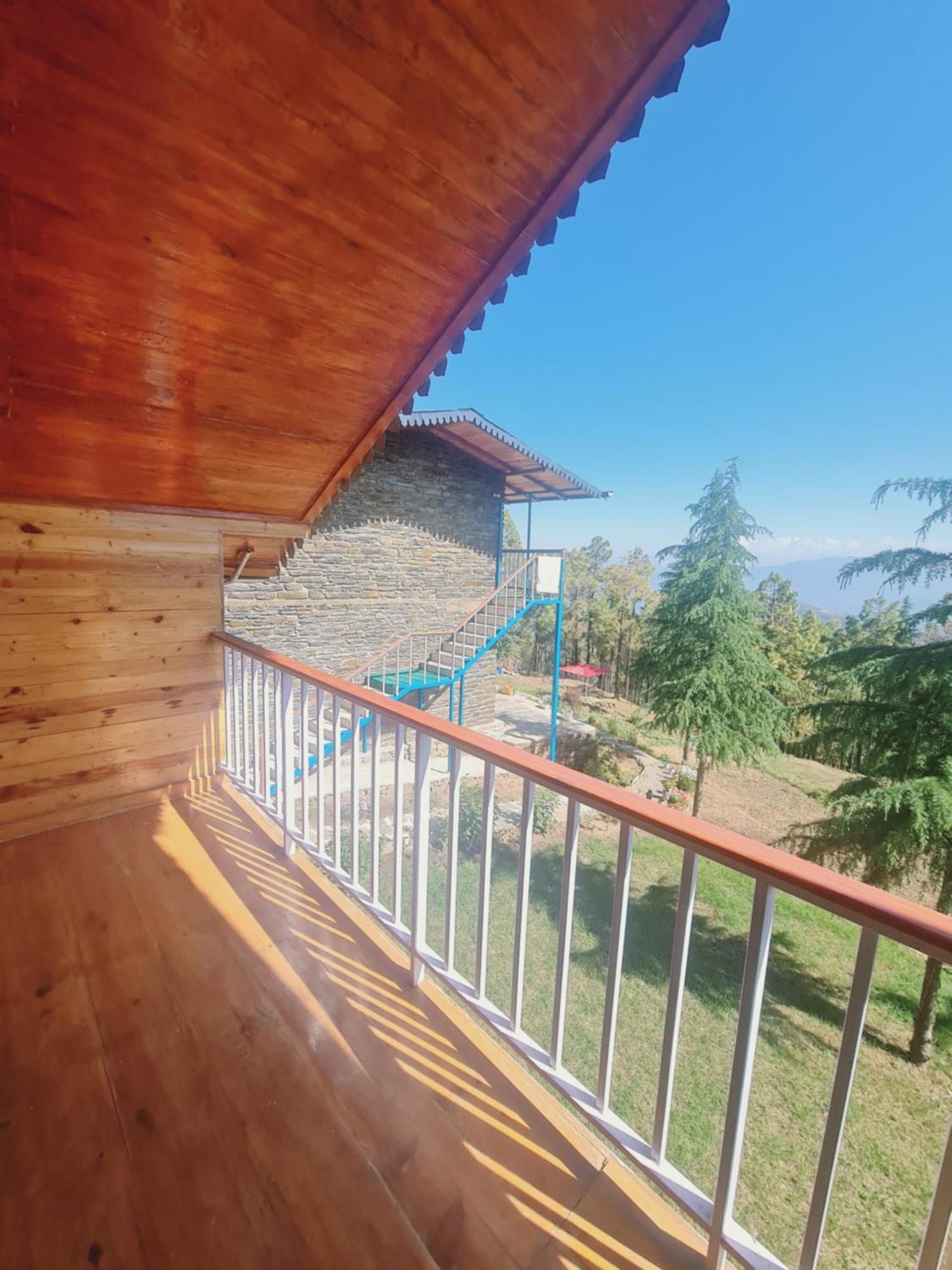 The Roots Homestay Алмора Экстерьер фото
