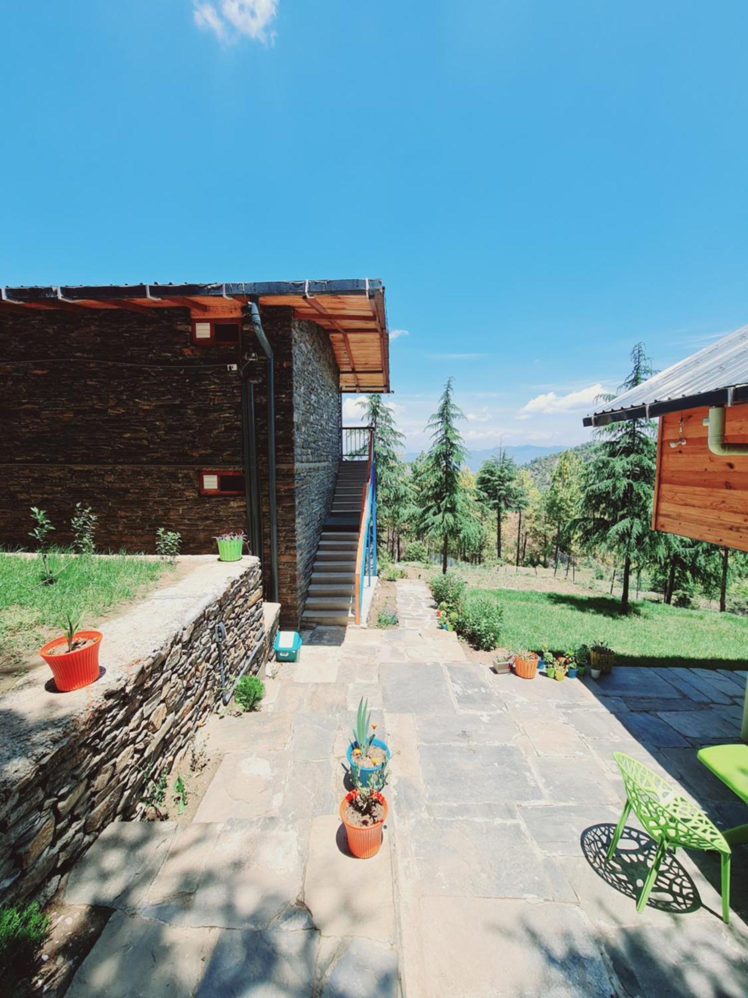 The Roots Homestay Алмора Экстерьер фото