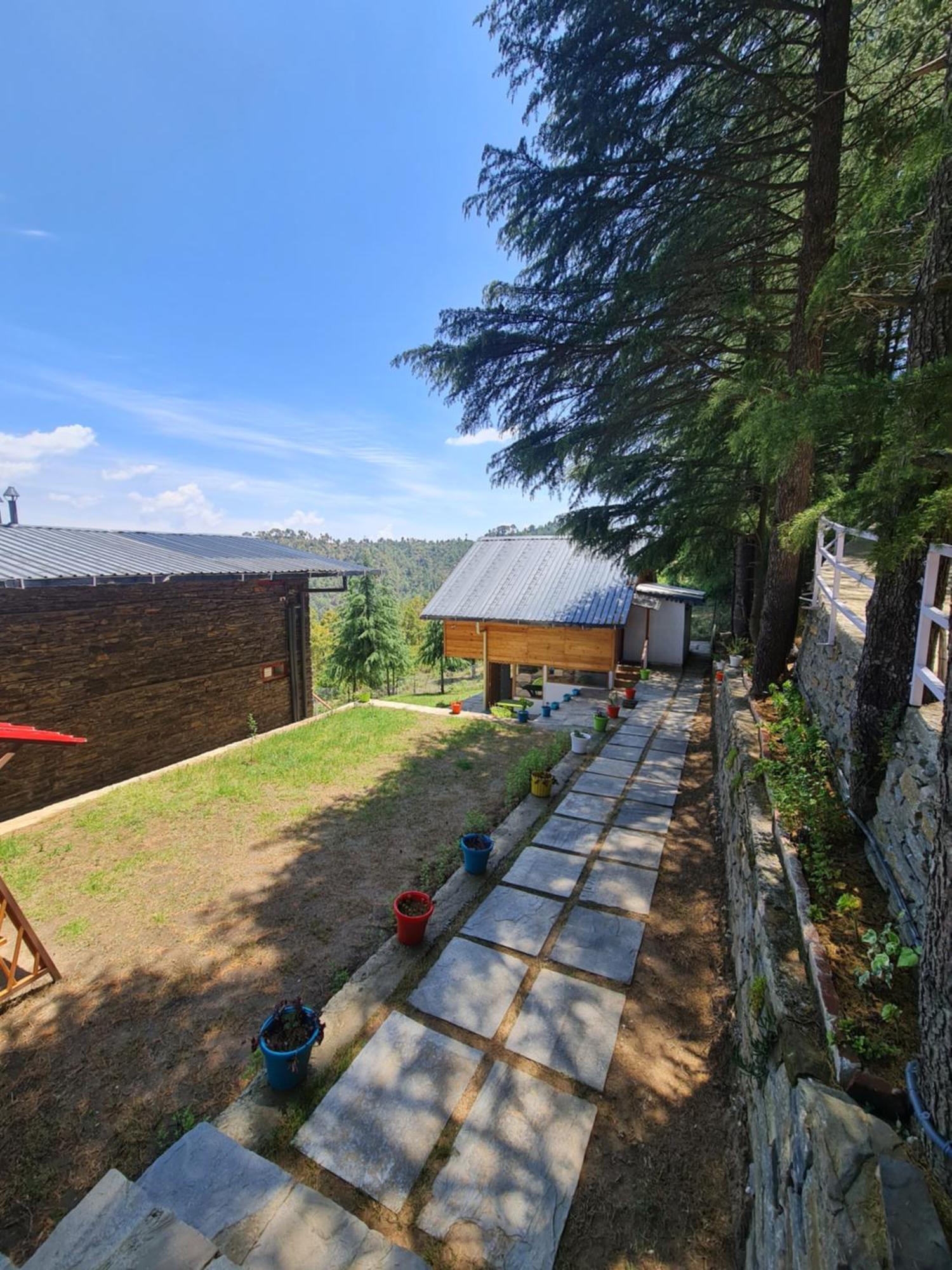 The Roots Homestay Алмора Экстерьер фото
