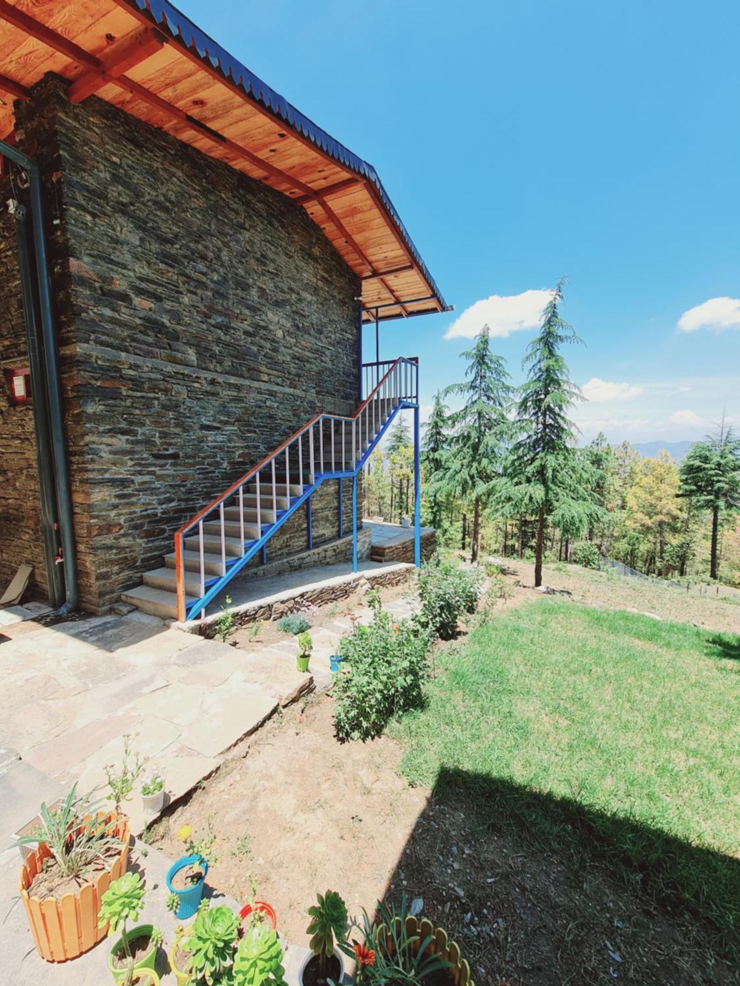 The Roots Homestay Алмора Экстерьер фото