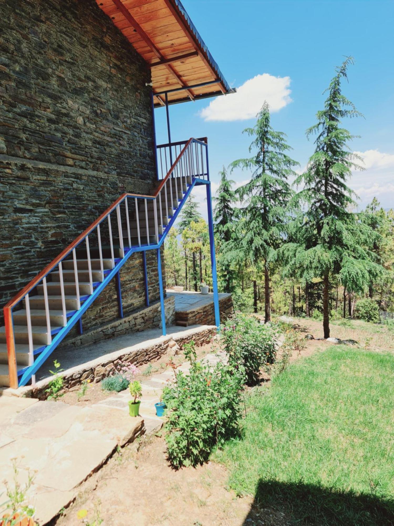 The Roots Homestay Алмора Экстерьер фото